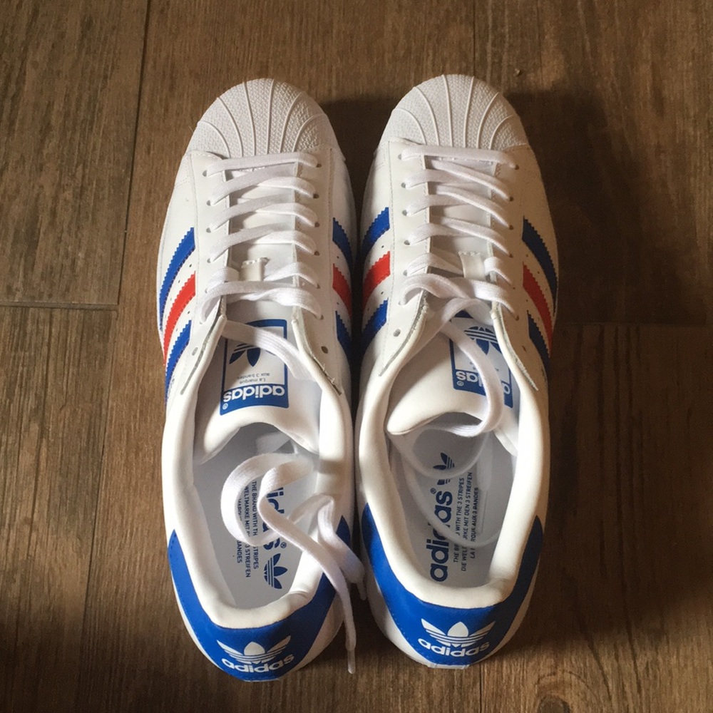 Men’s shoes
